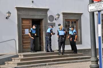Homenaje de la Banda Municipal de Música a la Policía Local y Policía Nacional  (Foto Francisco Javier Santana)